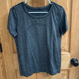 NWOT Lululemon loose fit shirt